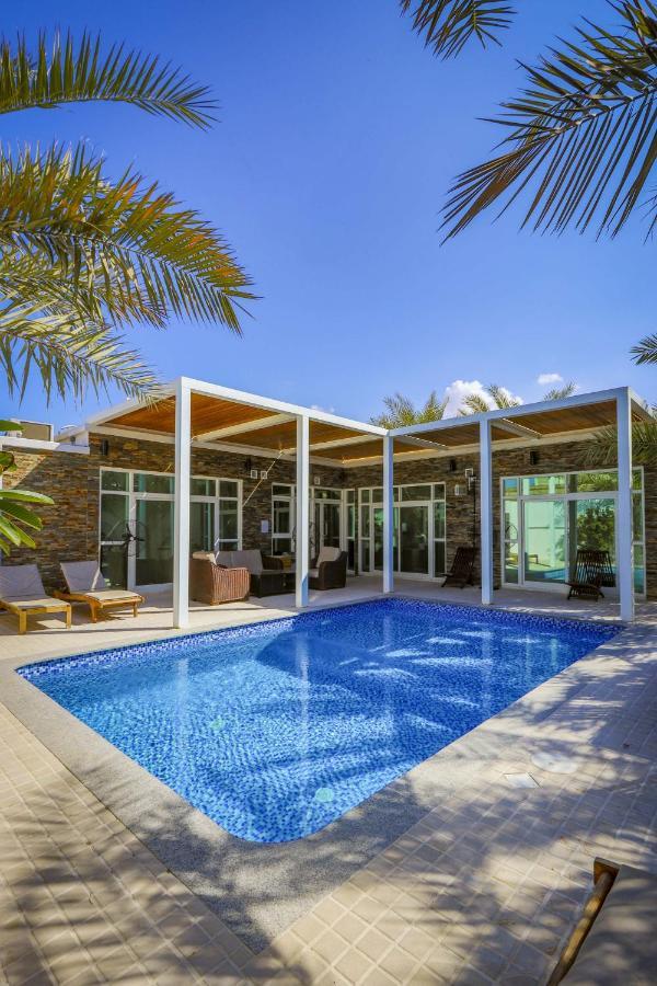 Dar 66 Pool Chalets With Jacuzzi ラアス・アル・ハイマ 部屋 写真